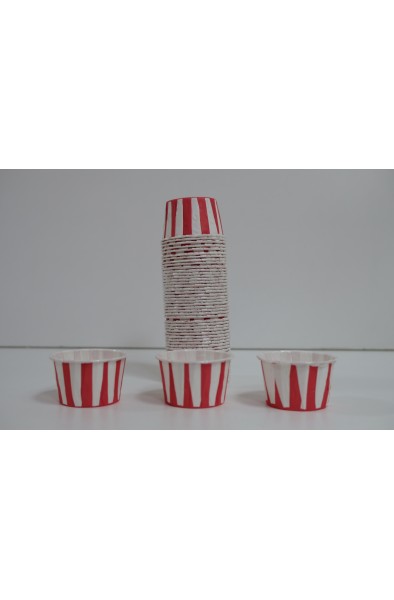 Cupcake kalıbı 4 cm Kırmızı Beyaz Çizgili Karton