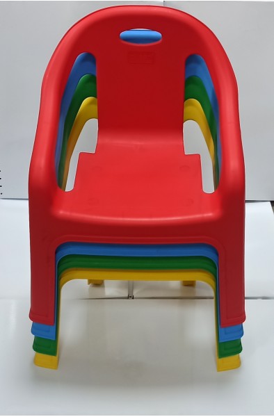 pilsan kollu sandalye